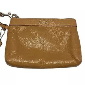 Coach Embossed Patent Leather Corner Zip Wristlet Wallet Tan Medium Size GUC